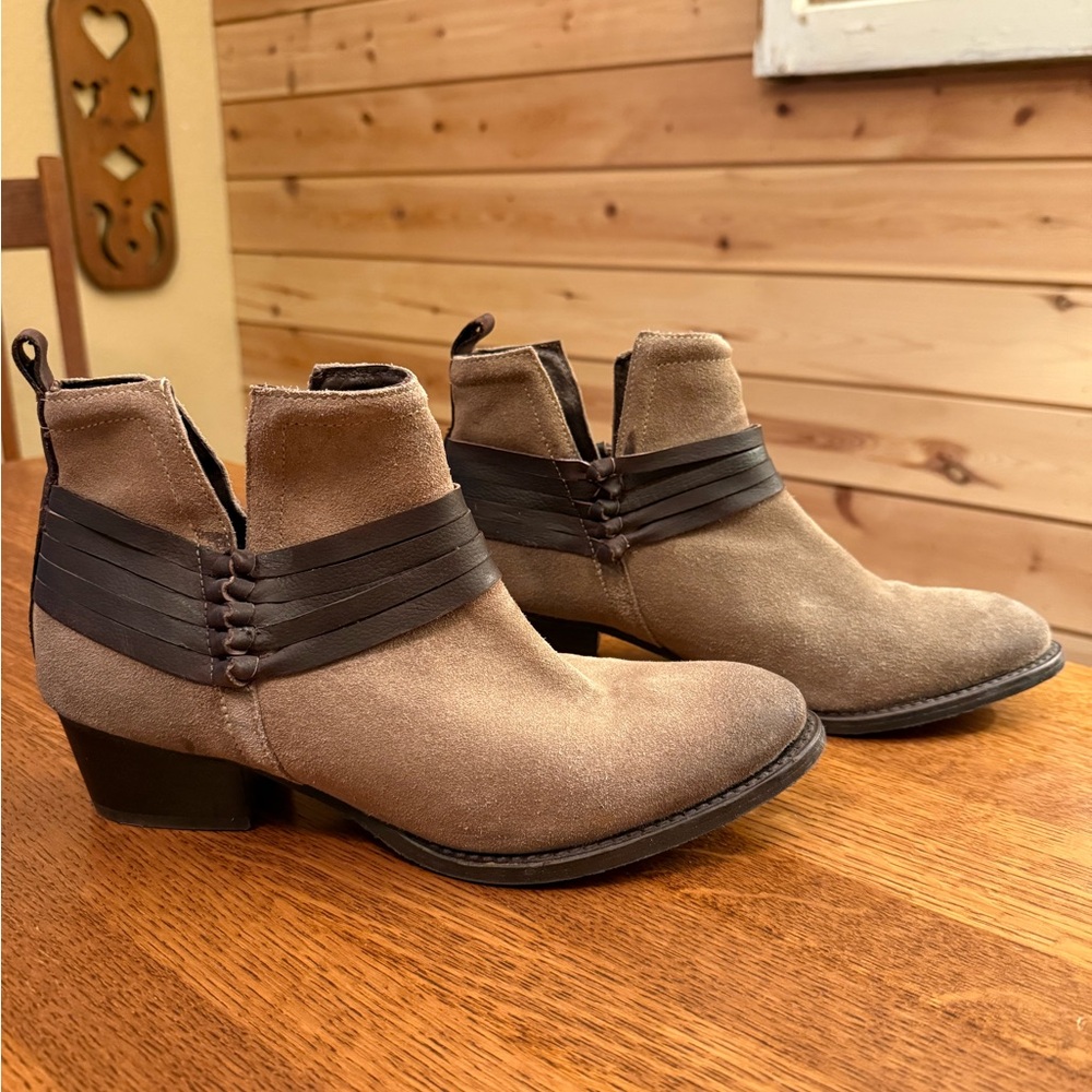 Diba Tan Suede and Leather Boho Ankle Boots size 10 - Picture 2 of 3